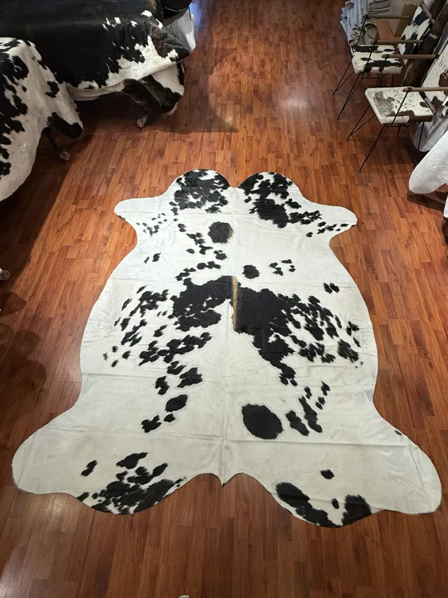 Fiesta Leather Art Hakiki Deri Dana Postu SİYAH BEYAZ	205 x 245